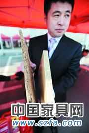 工商質檢揭露家具黑幕 鋸末摻花生皮號稱實木(圖)