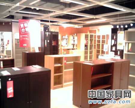 家具廠甲醛超標(biāo)百倍 家居消費令人擔(dān)憂 家具廠甲醛超標(biāo)百倍 家居消費令人擔(dān)憂