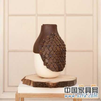 使用天然動物、植物聚合物制作的Botanica系列器皿