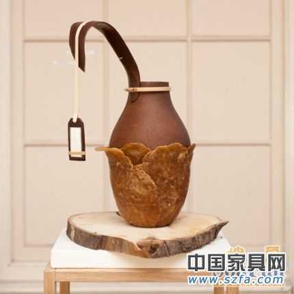 使用天然動(dòng)物、植物聚合物制作的Botanica系列器皿